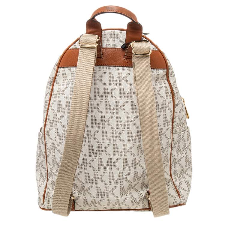 مملوكة مسبقًا Michael Kors White Signature Coated Canvas Large Studded Jet Set Backpack