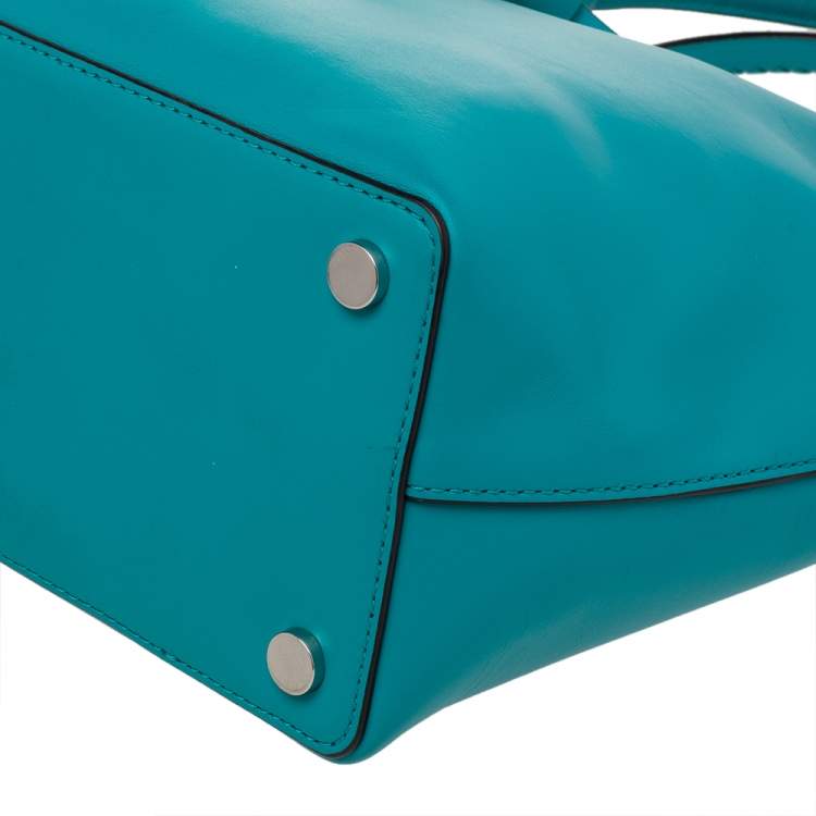 Pre Owned Michael Kors Blue Leather Drawstring Shoulder Bag