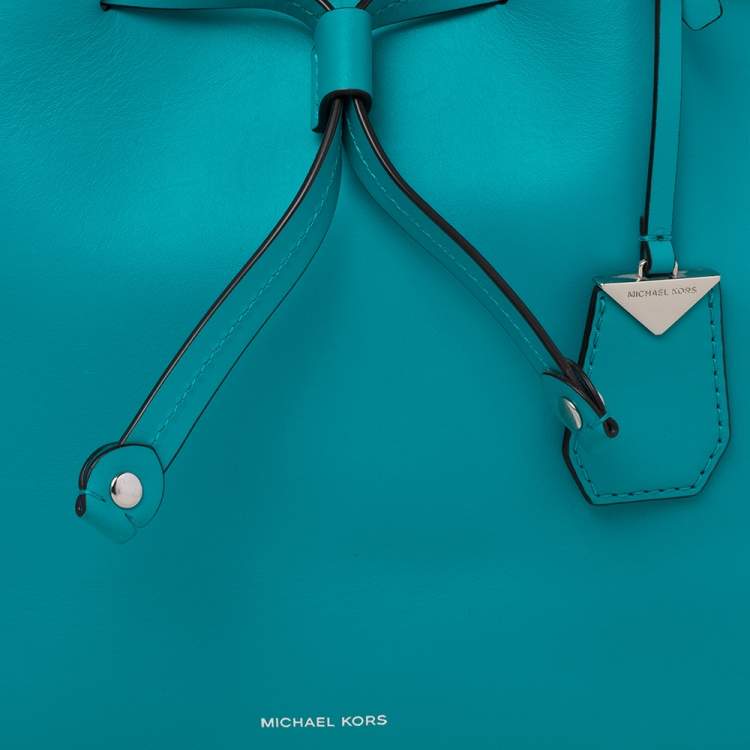 Pre Owned Michael Kors Blue Leather Drawstring Shoulder Bag