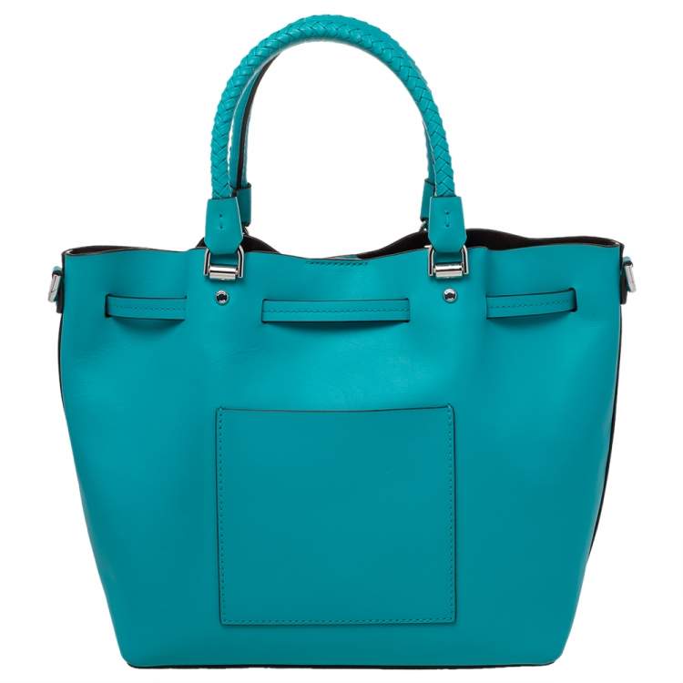 Pre Owned Michael Kors Blue Leather Drawstring Shoulder Bag