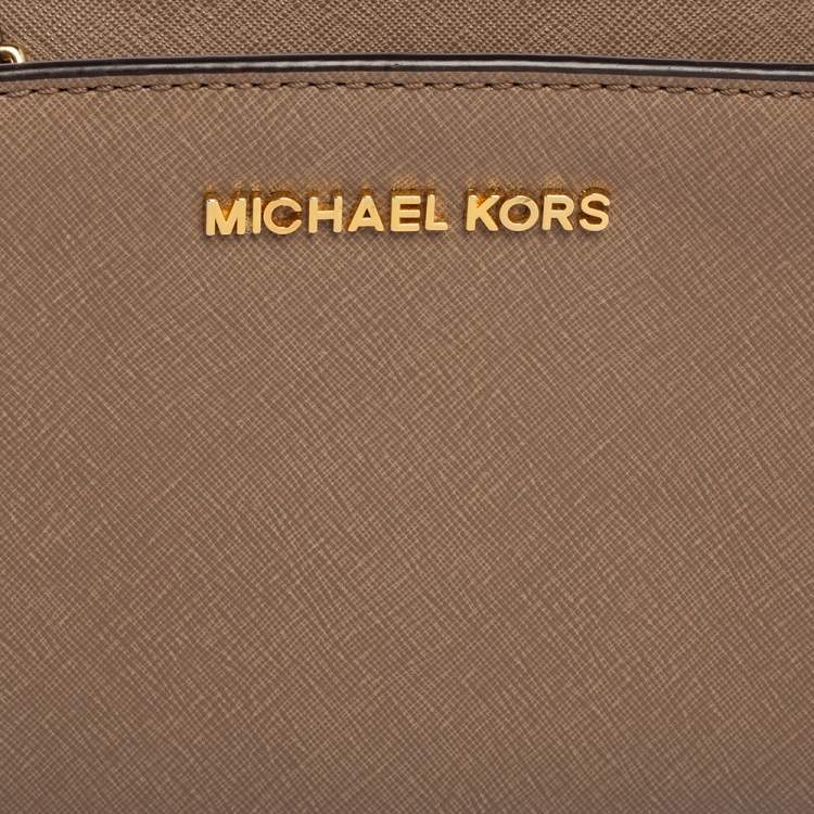 Pre Owned Michael Kors Dark Beige Leather Mini Selma Crossbody Bag