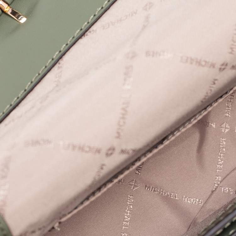 Pre Owned Michael Kors Army Green Leather Small Wanda Shoulder Bag