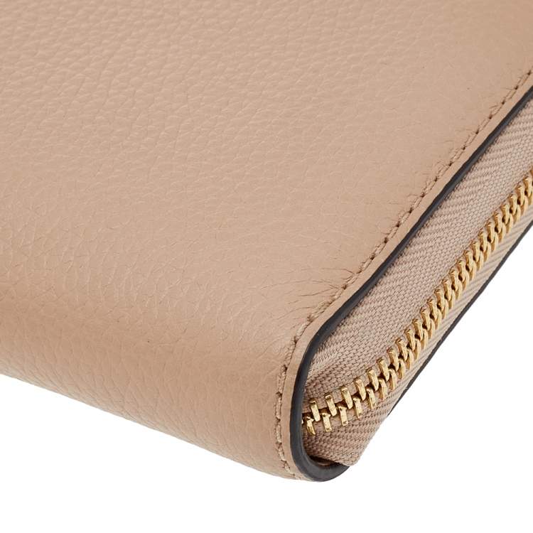 Pre Owned Michael Kors Beige Leather Zip Around Wallet