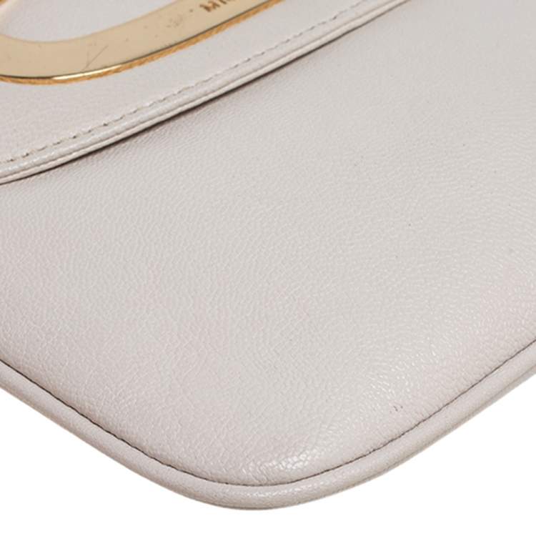 Pre Owned Michael Kors Off White Leather Cut Out Flap Shoulder Bag