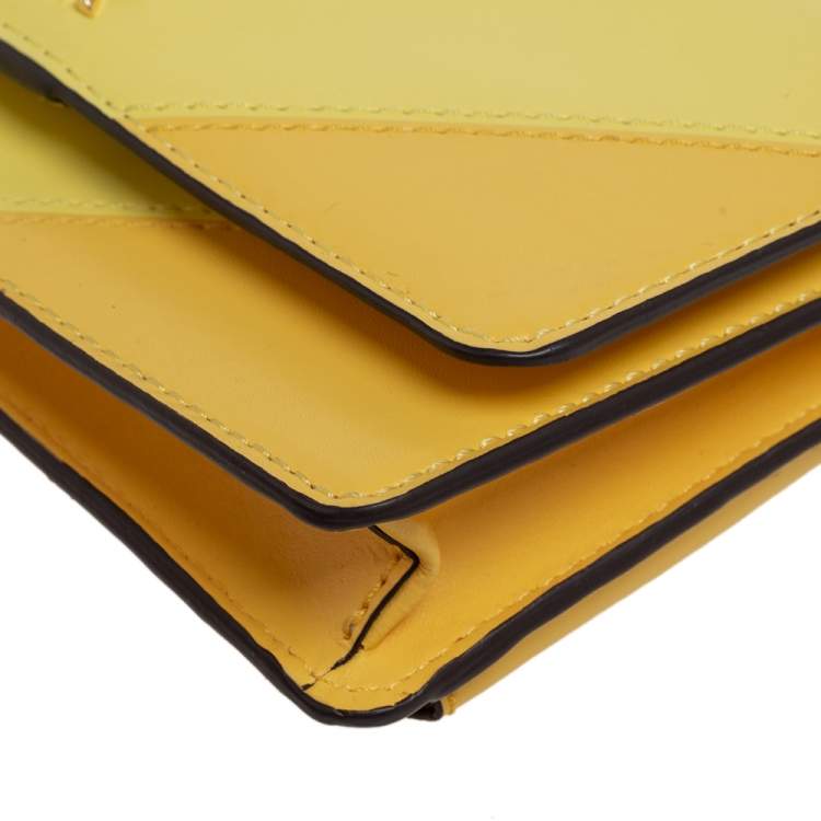 Pre Owned Michael Kors Yellow Leather Phone Crossbody Bag