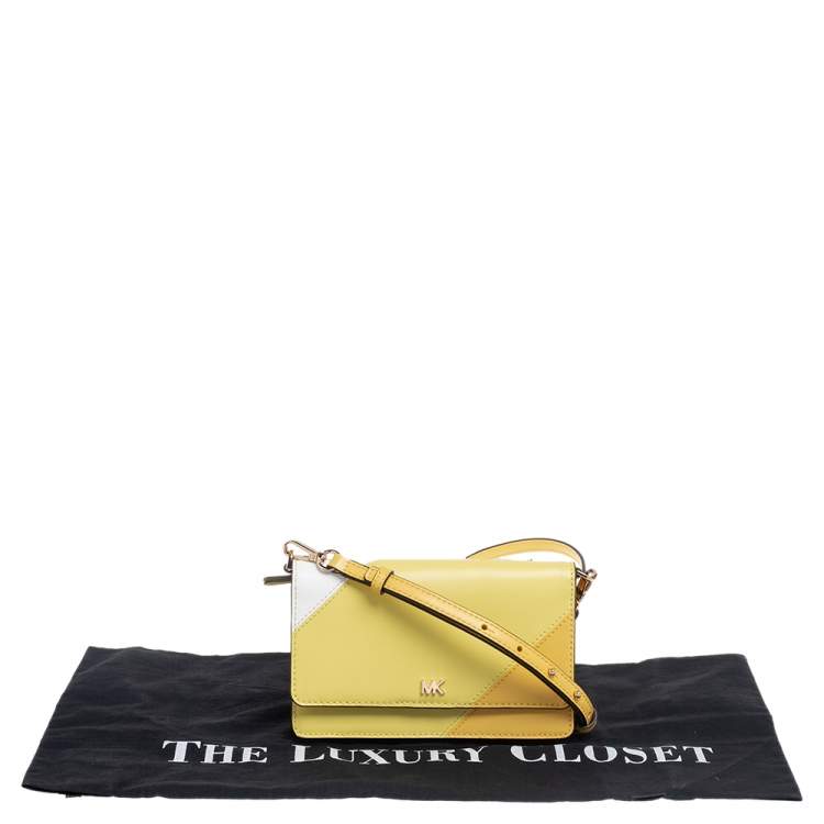 Pre Owned Michael Kors Yellow Leather Phone Crossbody Bag