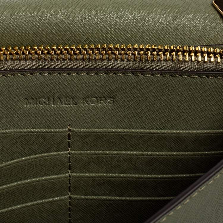 Pre Owned Michael Kors Khaki Green Leather Jet Set Flap Crossbody Bag