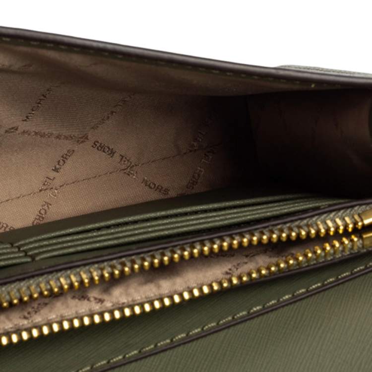 Pre Owned Michael Kors Khaki Green Leather Jet Set Flap Crossbody Bag