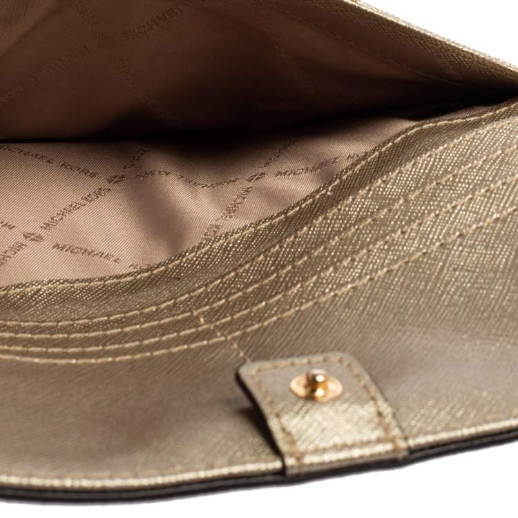 Pre Owned Michael Kors Gold Leather Jet Set Travel Bifold Wallet