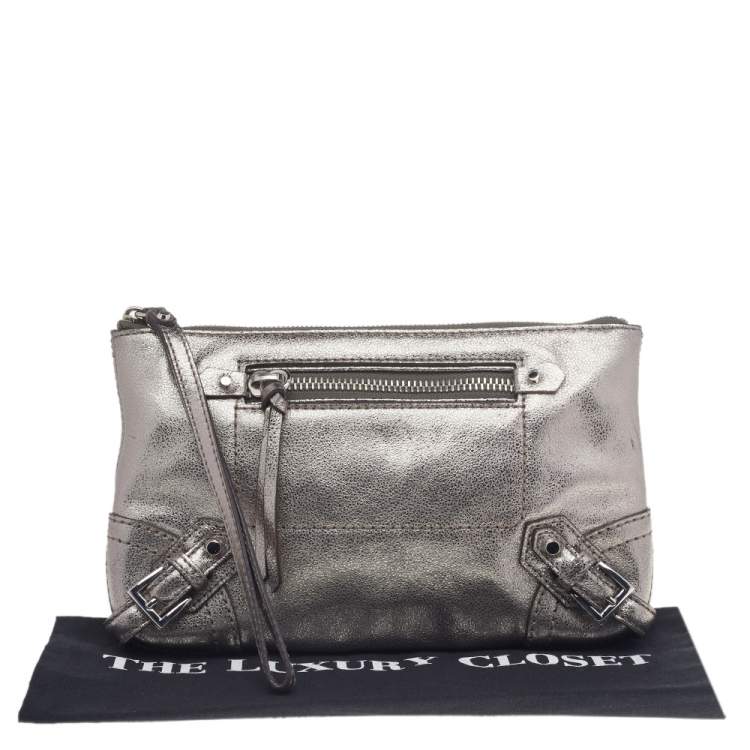 Pre Owned Michael Kors Metallic Silver Leather Fallon Wristlet Clutch