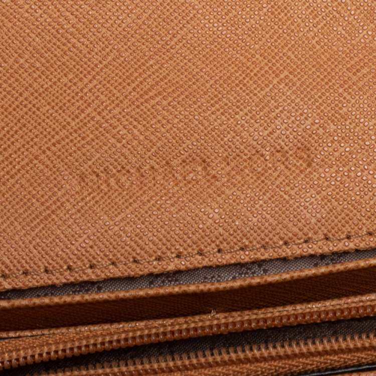 Pre Owned Michael Kors Tan Leather Continental Wallet
