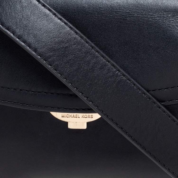 Pre Owned Michael Kors Black Leather Ava Top Handle Bag