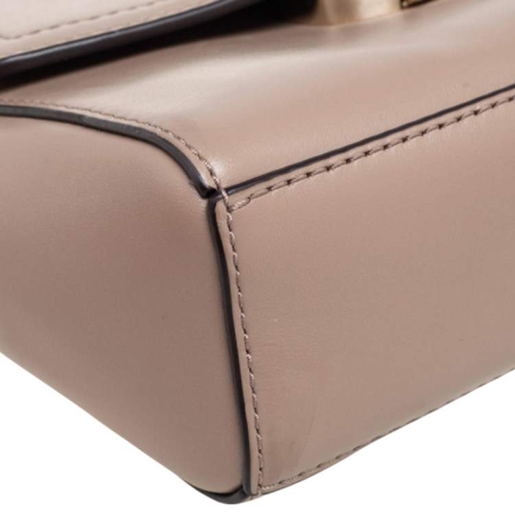 Pre Owned Michael Kors Beige Leather Ava Top Handle Bag