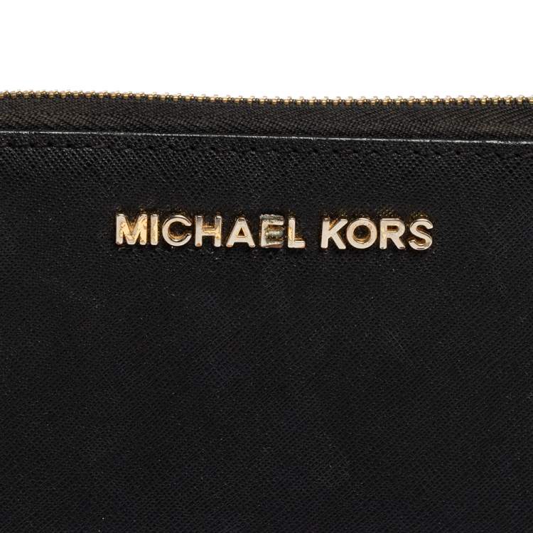 Pre Owned Michael Kors Black Leather Jet Set Zip Around Wallet