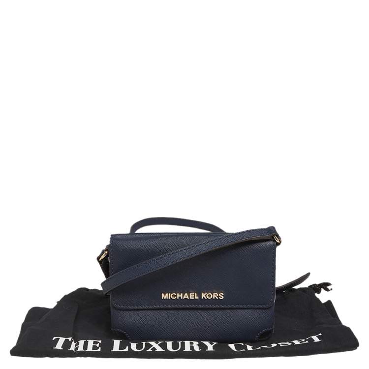 Pre Owned Michael Kors Blue Leather Multifunction Jet Set Travel Wallet