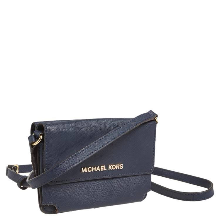 Pre Owned Michael Kors Blue Leather Multifunction Jet Set Travel Wallet