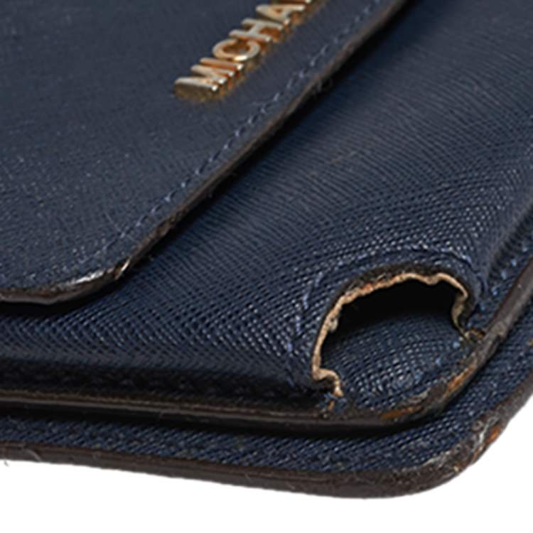 Pre Owned Michael Kors Blue Leather Multifunction Jet Set Travel Wallet