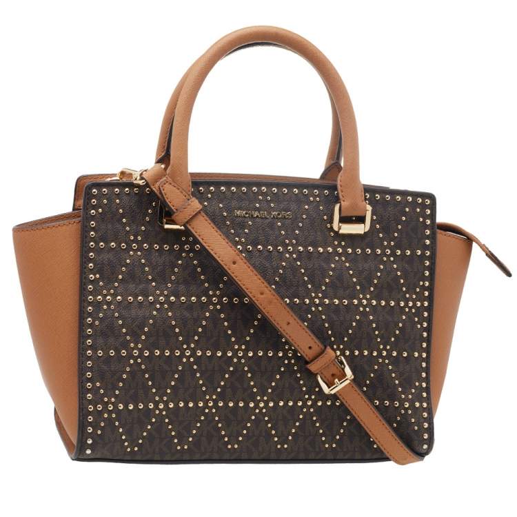Pre Owned Michael Kors Brown Leather Pyramid Quilt Studded Selma Satchel