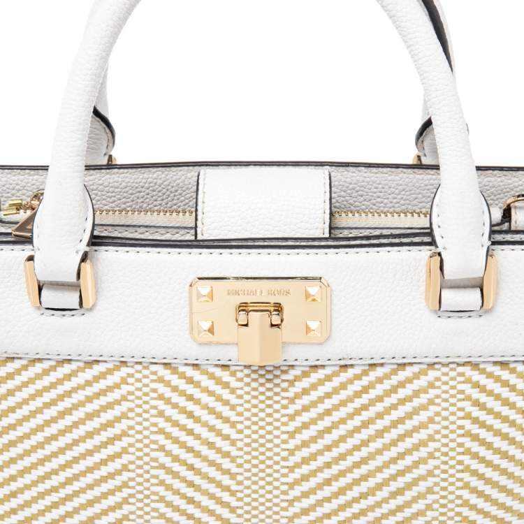 Pre Owned Michael Kors White Leather and Straw Medium Kinsley Accordion Tote