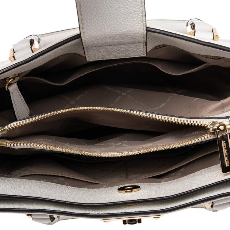 Pre Owned Michael Kors White Leather and Straw Medium Kinsley Accordion Tote