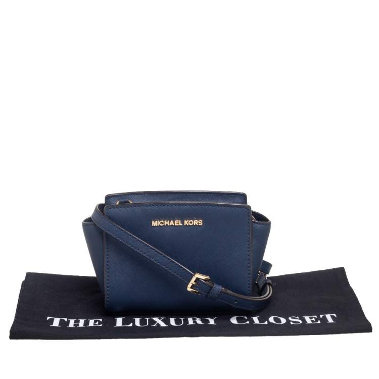 Pre Owned Michael Kors Navy Blue Leather Mini Selma Crossbody Bag