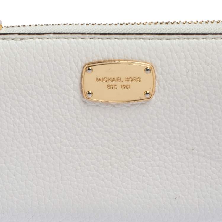Pre Owned Michael Kors Off White Leather Zip Continental Wallet
