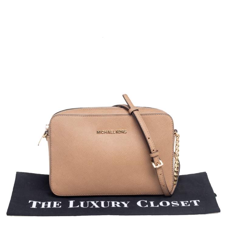 Pre Owned Michael Kors Dark Beige Leather Jet Set Camera Crossbody Bag