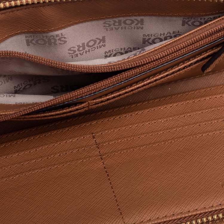 Pre Owned Michael Kors Beige Coated Canvas Hamilton Zip Around Wallet