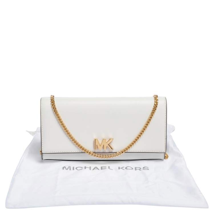 Pre Owned Michael Kors White Leather Mott Chain Clutch