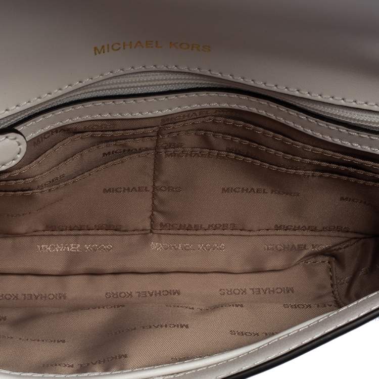 Pre Owned Michael Kors White Leather Mott Chain Clutch