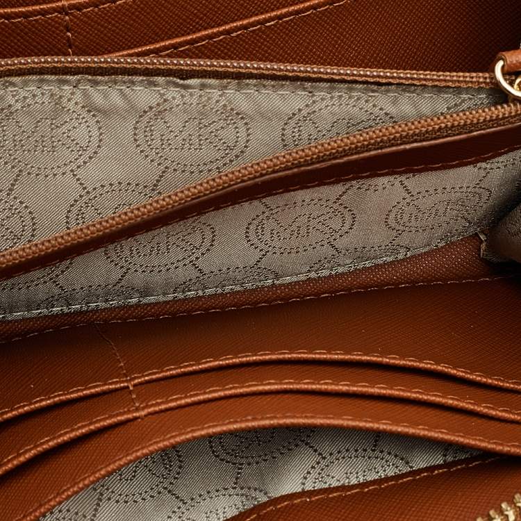 Pre Owned Michael Kors Brown Croc Embossed Leather Zip Around Wallet