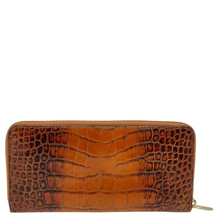 Pre Owned Michael Kors Brown Croc Embossed Leather Zip Around Wallet
