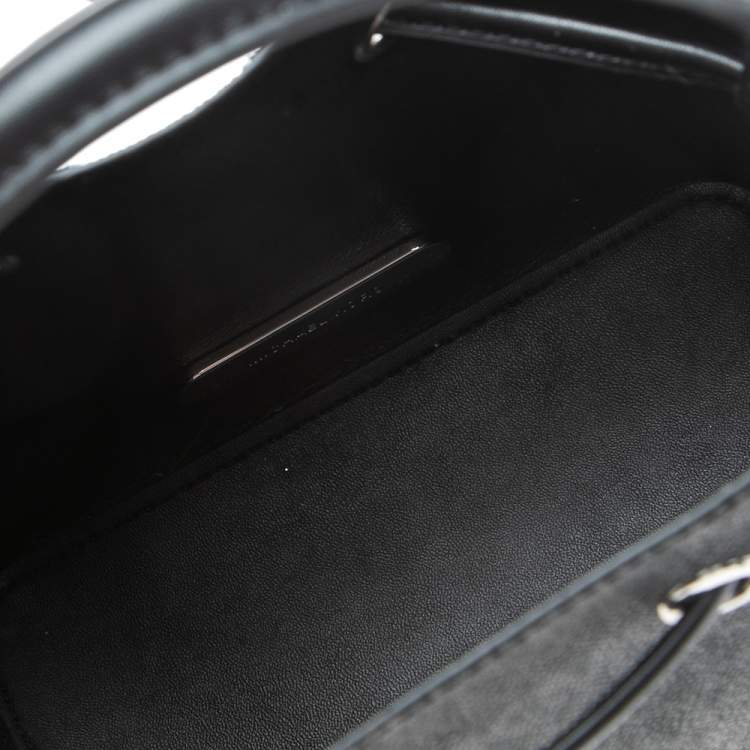 Pre Owned Michael Kors Black/Grey Signature Canvas Suri Drawstring Bucket Bag