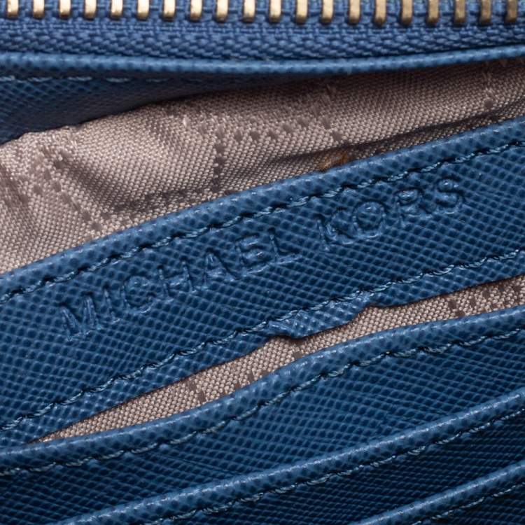 Pre Owned Michael Kors Light Blue Leather Mini Selma Crossbody Bag