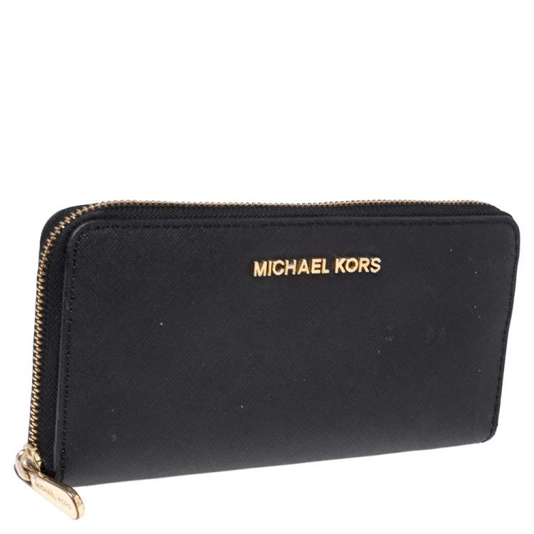 Pre Owned Michael Kors Black Leather Jet Set Zip Around Wallet