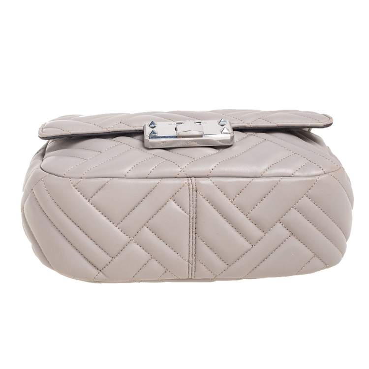 Pre Owned Michael Kors Grey Leather Medium Peyton Shoulder Bag