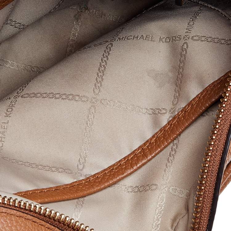 Pre Owned Michael Kors Brown Leather Small Ginny Camera Crossbody Bag