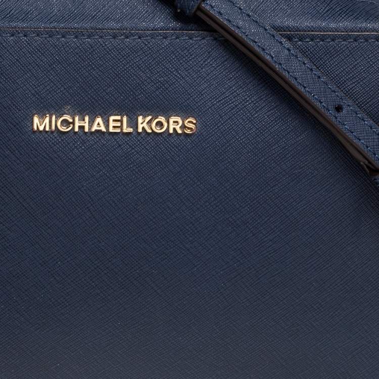 مملوكة مسبقًا Michael Kors Blue Saffiano Leather Jet Set Camera Crossbody Bag