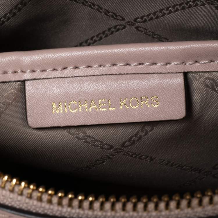 Pre Owned Michael Kors Light Pink/White Signature Coated Canvas and Leather Ginny Shoulder Bag