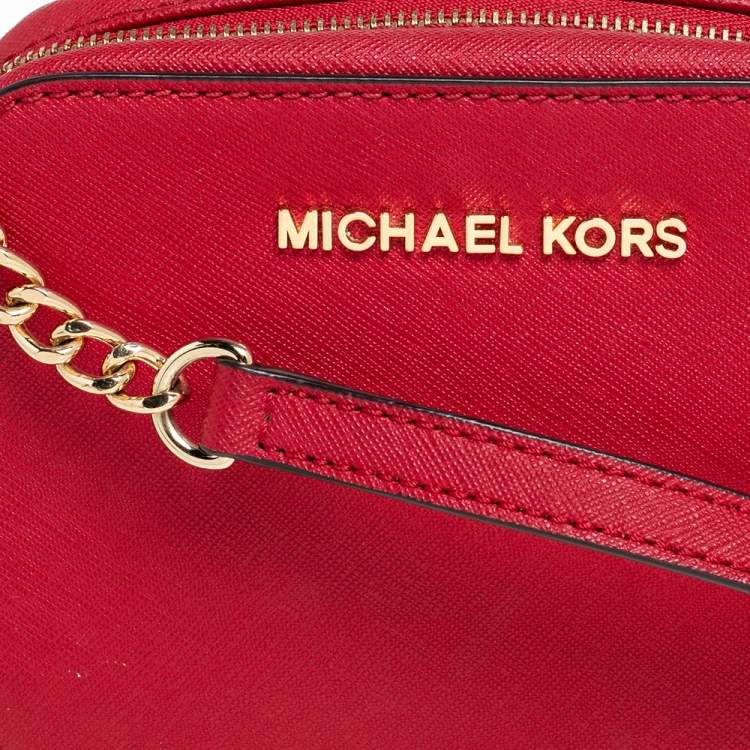 مملوكة مسبقًا MICHAEL Michael Kors Red Saffiano Leather Jet Set Camera Crossbody Bag