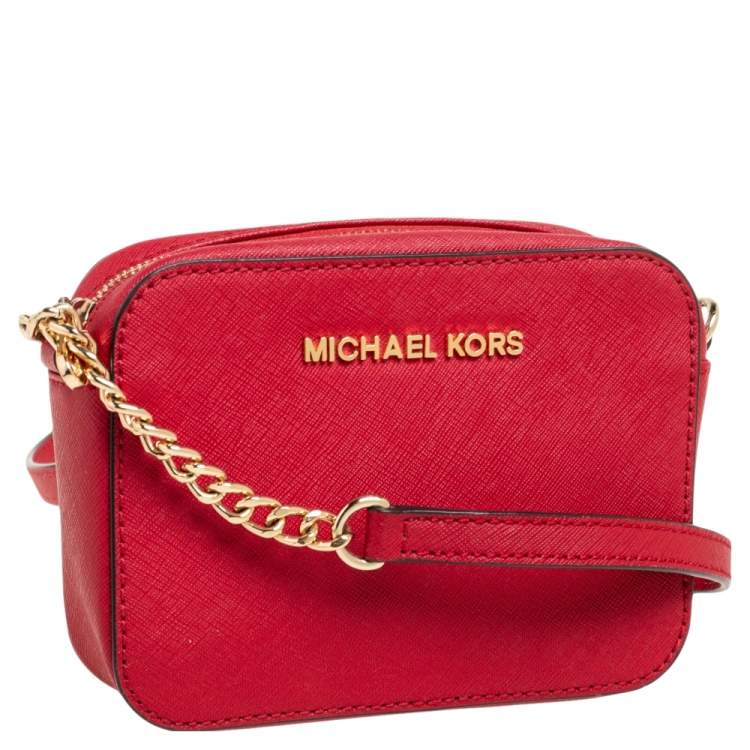 مملوكة مسبقًا MICHAEL Michael Kors Red Saffiano Leather Jet Set Camera Crossbody Bag
