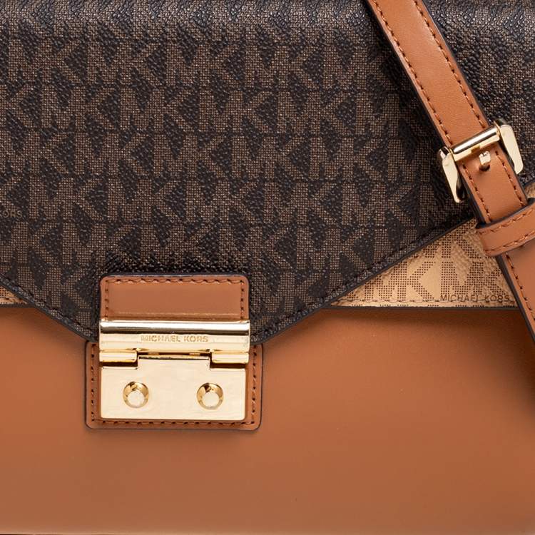 Pre Owned Michael Kors Tri Color Monogram Coated Canvas And Leather Kinsley Top Handle Bag