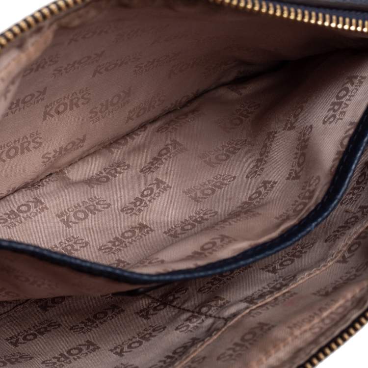 Pre Owned Michael Kors Blue Leather Jet Set Studded Shoulder Bag