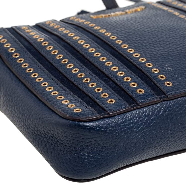 Pre Owned Michael Kors Blue Leather Jet Set Studded Shoulder Bag