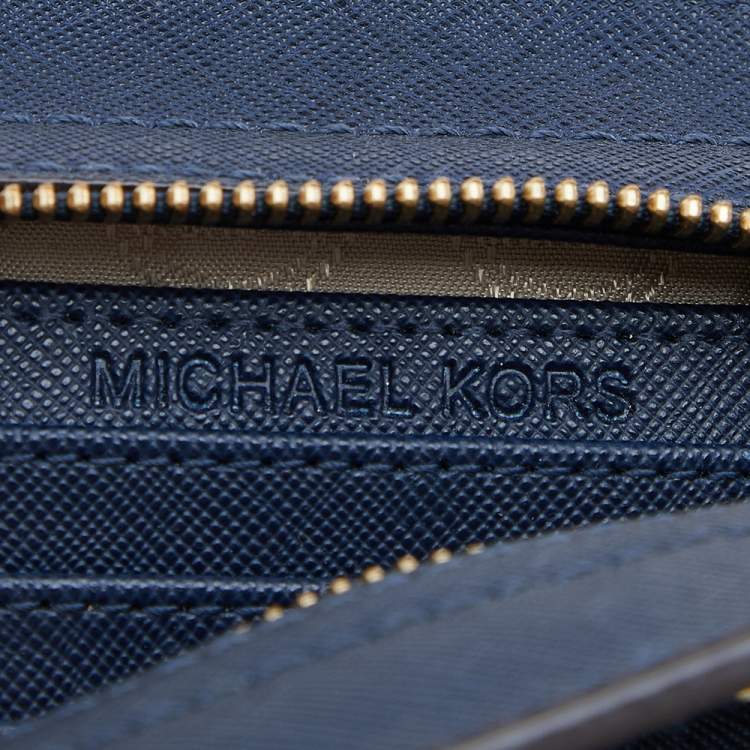 Pre Owned Michael Kors Navy Blue Leather Mini Selma Crossbody Bag