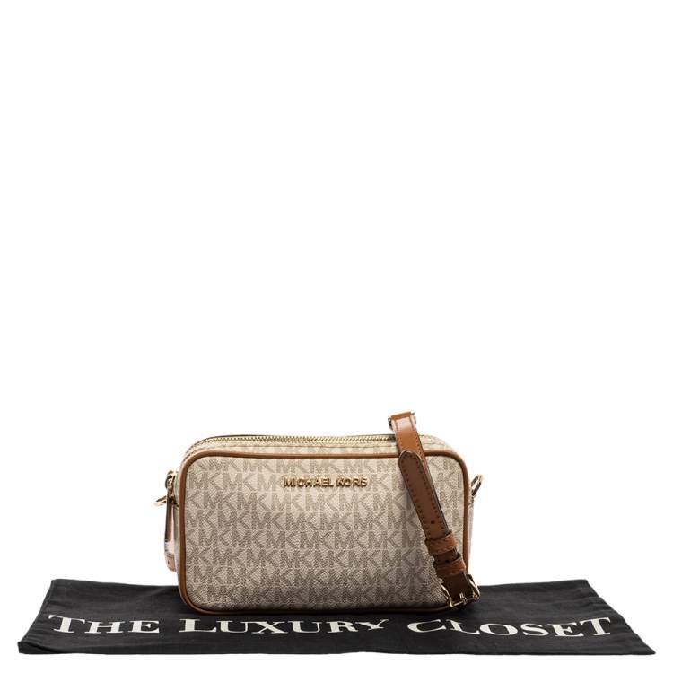 Pre Owned Michael Kors White/Brown Leather And Signature Coated Canvas Jet Set Shoulder Bag