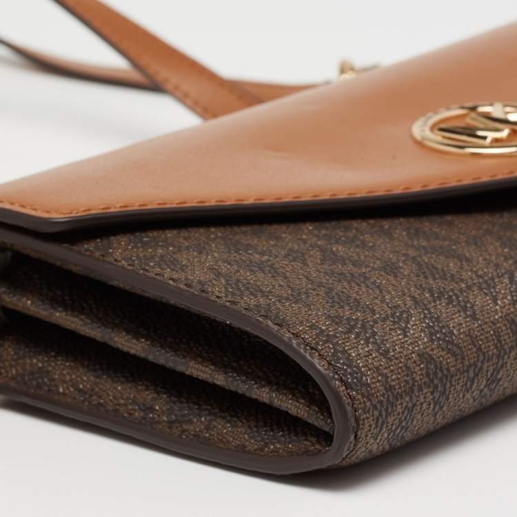 Pre Owned MICHAEL Michael Kors Brown Signature Coated Canvas And Leather Wallet on Chain