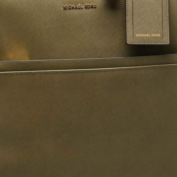 Pre Owned Michael Kors Olive Green Leather Jet Set Logo Luggage