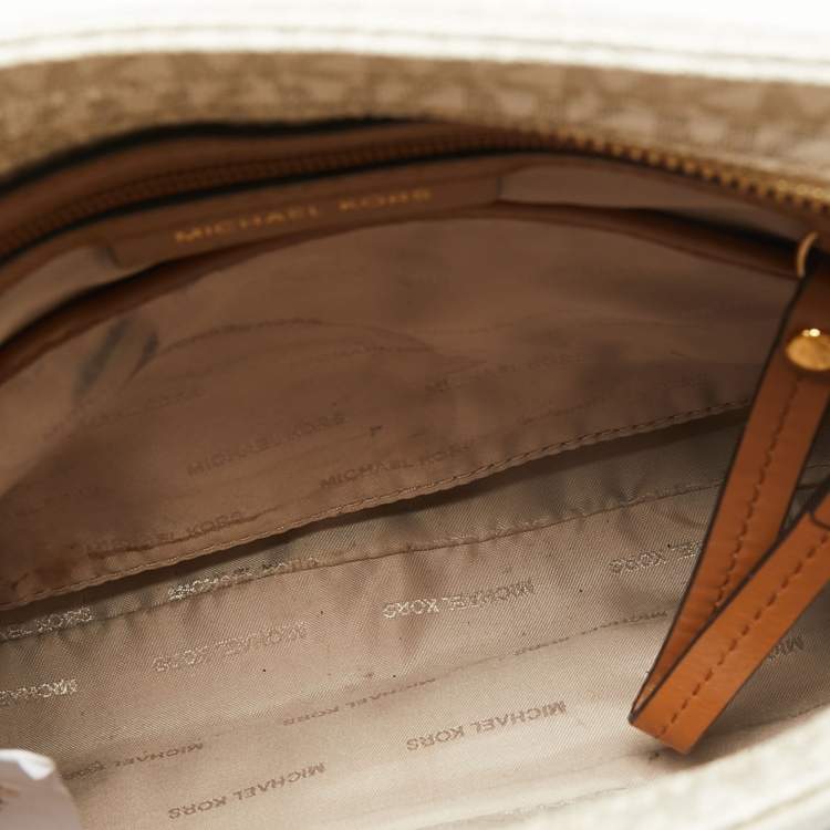 Pre Owned Michael Kors White Signature Coated Canvas Jet Set Messenger Bag