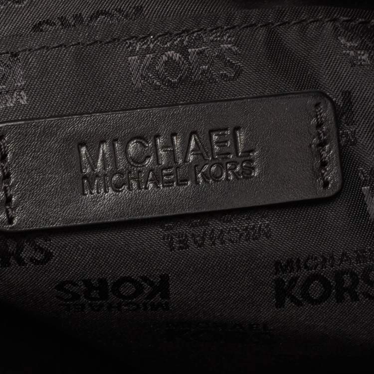 Pre Owned Michael Kors Beige/Black Signature Canvas and Leather Jet Set Drawstring Bag